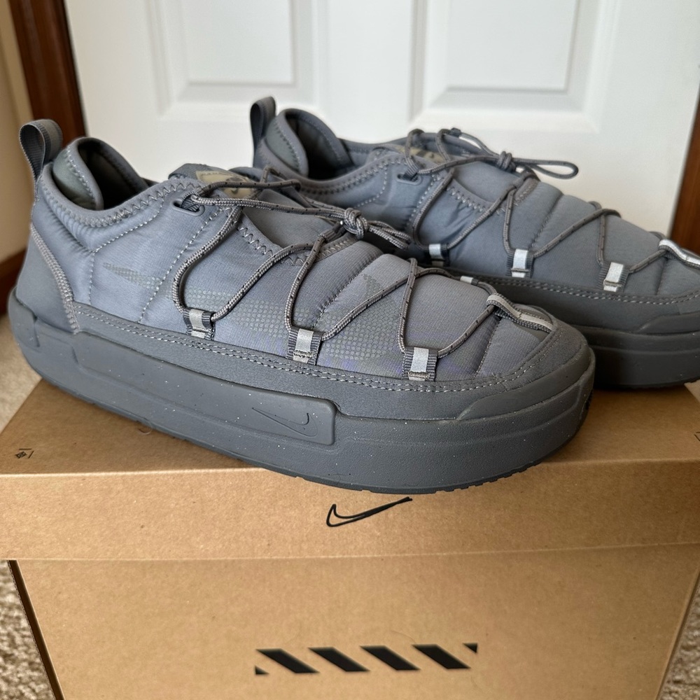 Nike N 354 Shoes